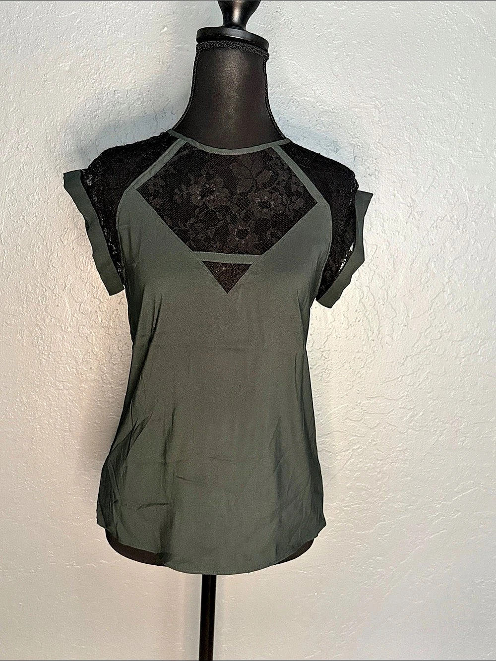 Express Lace Panel Short Sleeve Blouse in Green & Black Like New